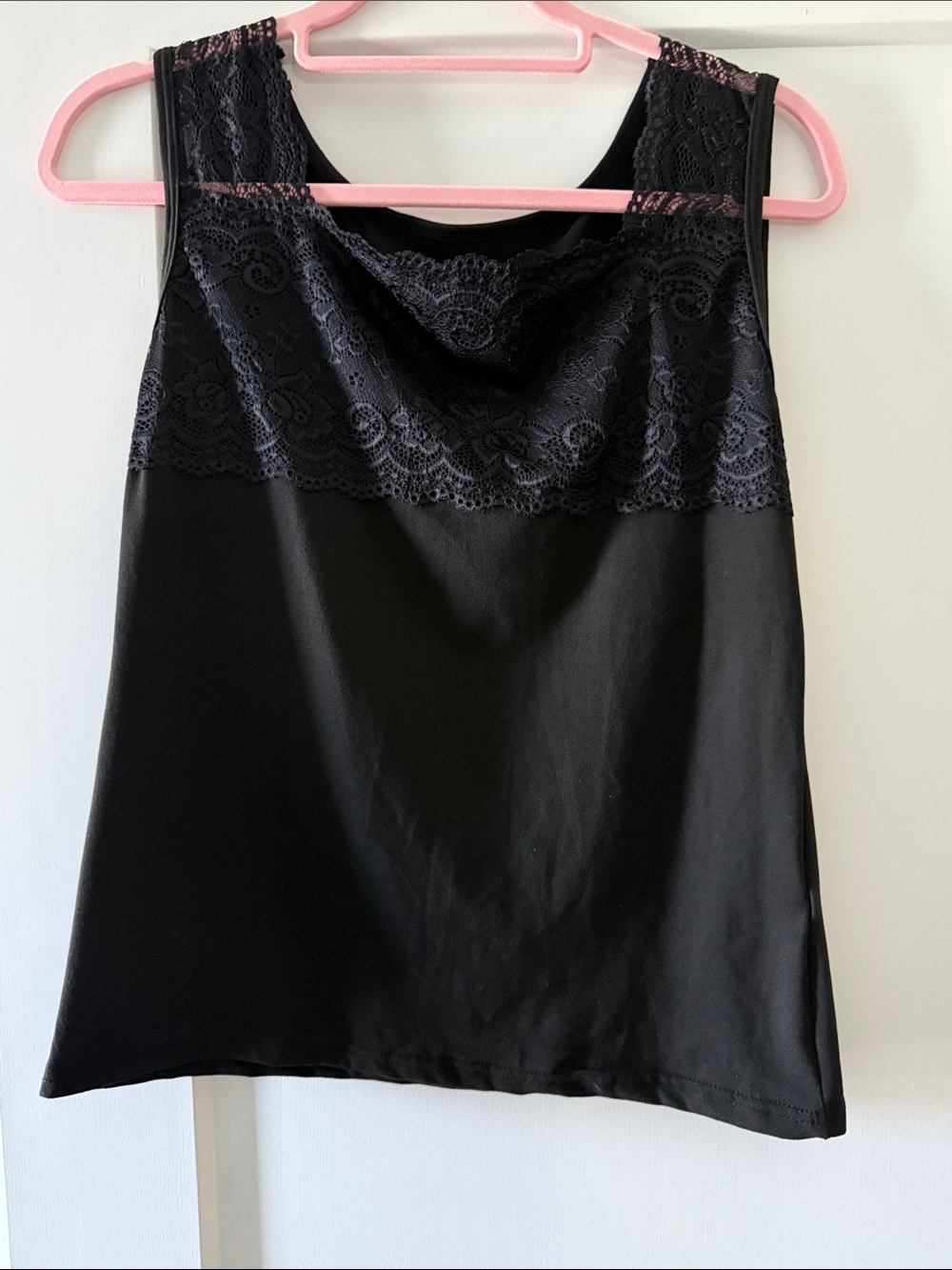 Black Lace Trim Tank Top - Women's Sleeveless Camisole